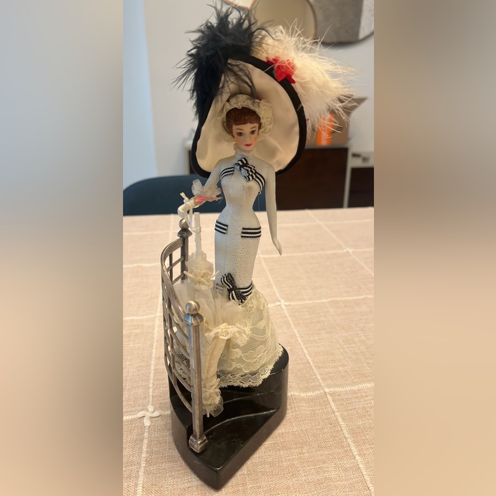 Barbie Porcelain Figurine Eliza Doolittle Musical